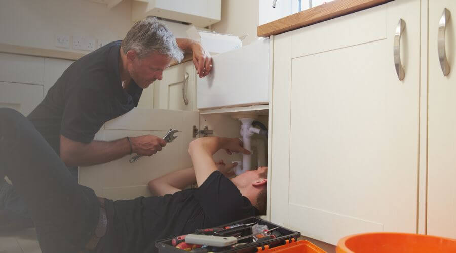 Professional expert plumbing services in Huntingburg, IN
